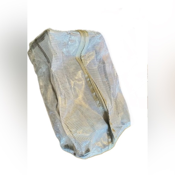 Pink Luxy Duffle Bag - Luxury Brand - Picture 7 of 9